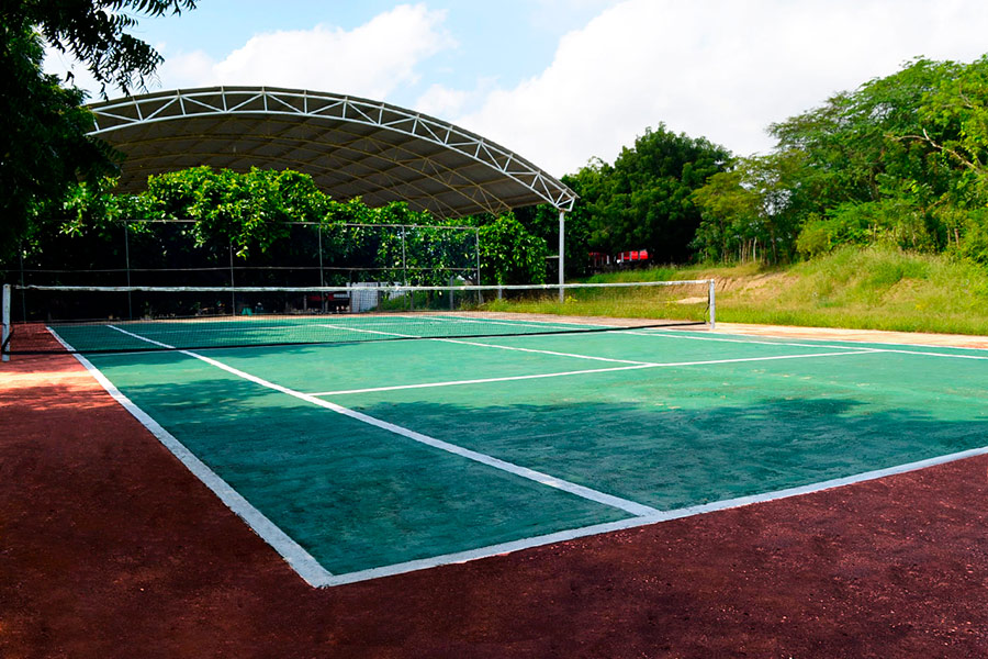 Tennis court